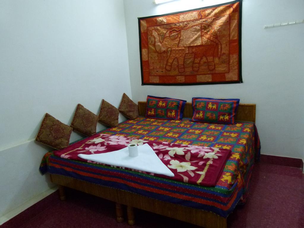 Gajanand Guest House Jaisalmer Room photo